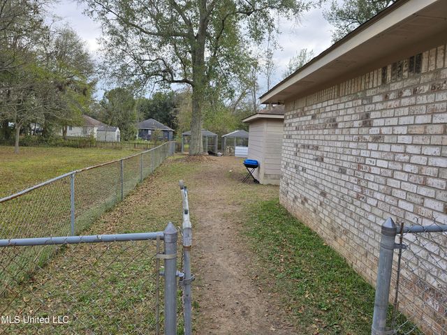 2219 33rd Street, Gulfport, MS 39501