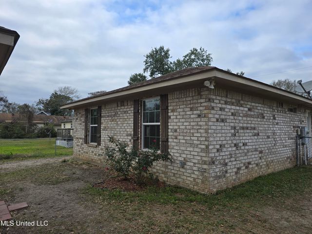 2219 33rd Street, Gulfport, MS 39501