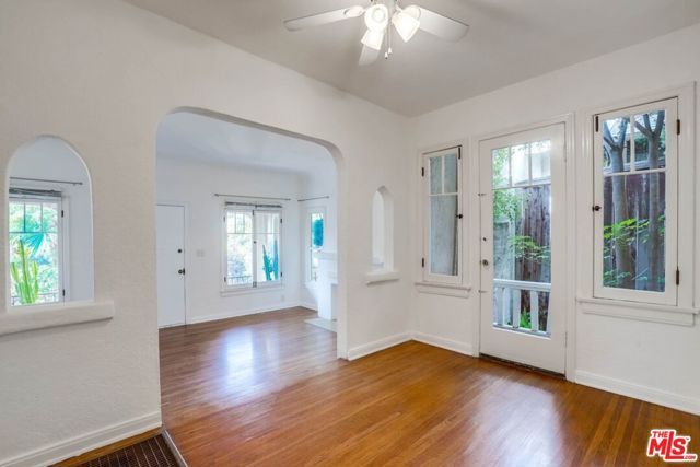 3221 Berkeley Avenue, Los Angeles, CA 90026