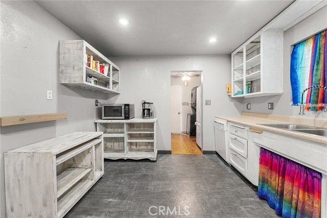 1365 Jasper, Mentone, CA 92359