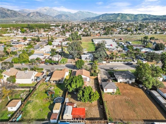 1365 Jasper, Mentone, CA 92359