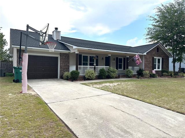 6132 Arabello Road, Hope Mills, NC 28348