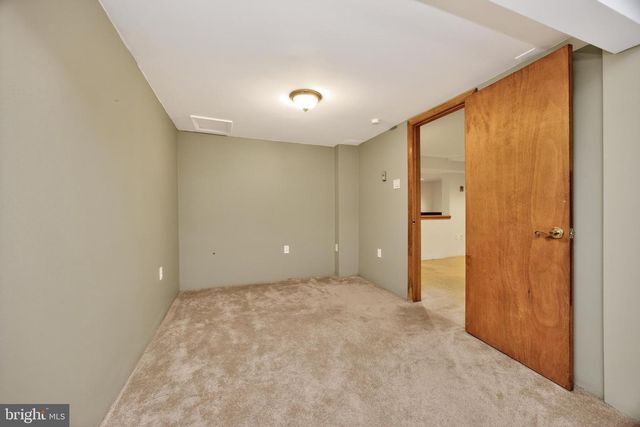 1121 VERMONT LN, Downingtown, PA 19335