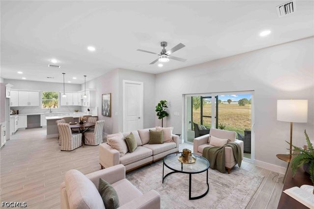 38 Lark DR, Placida, FL 33946