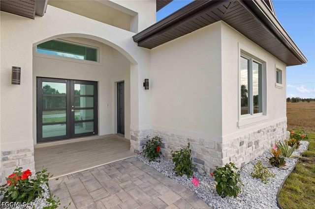 38 Lark DR, Placida, FL 33946