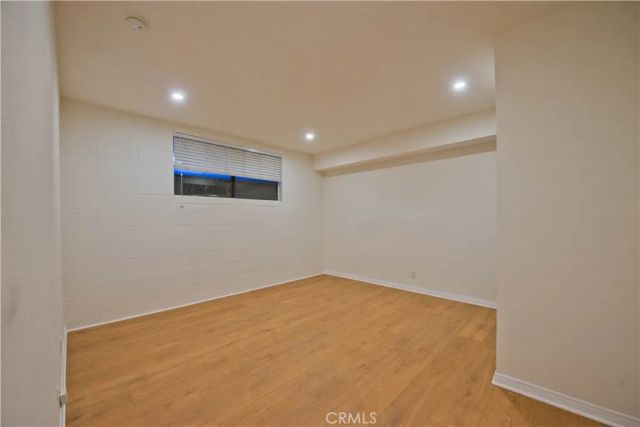 5757 Owensmouth Avenue 20, Woodland Hills, CA 91367