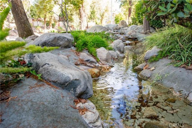 5757 Owensmouth Avenue 20, Woodland Hills, CA 91367