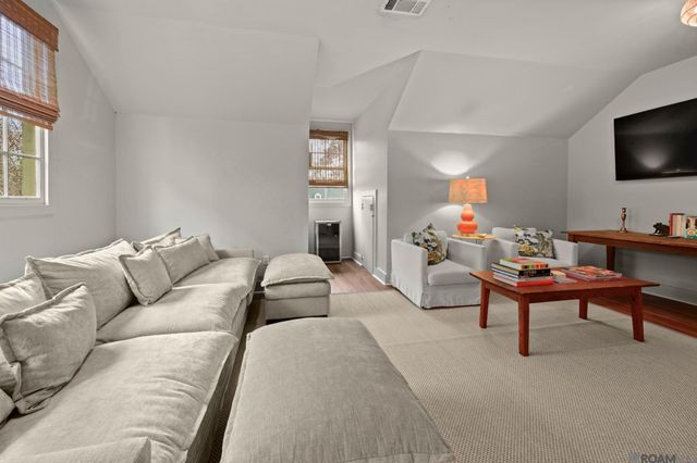 11816 Ferdinand St, St Francisville, LA 70775