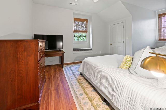 11816 Ferdinand St, St Francisville, LA 70775