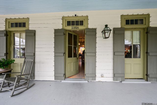 11816 Ferdinand St, St Francisville, LA 70775