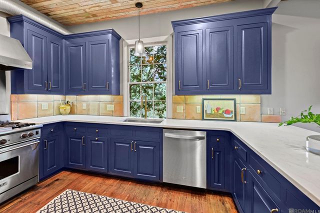 11816 Ferdinand St, St Francisville, LA 70775