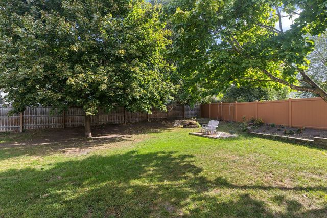 9337 Jeffery Court S, Cottage Grove, MN 55016