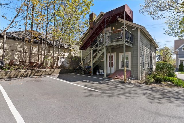 122 Governor Street 2, Providence, RI 02906