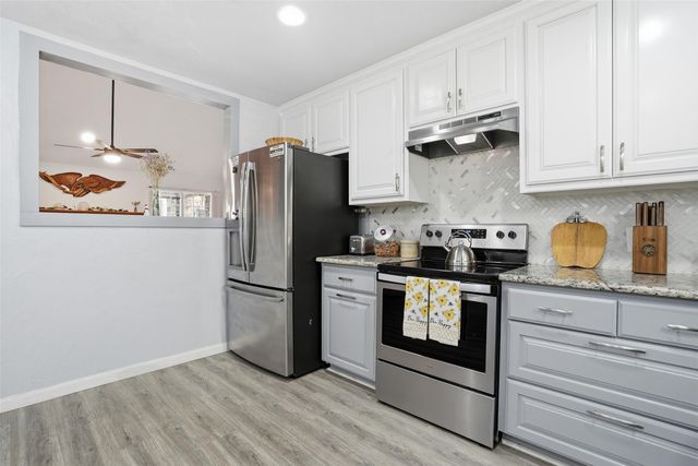 685 Cardinal Ridge Road, Burleson, TX 76028