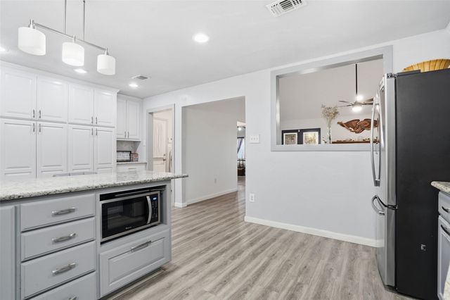 685 Cardinal Ridge Road, Burleson, TX 76028