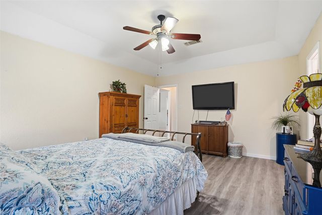 685 Cardinal Ridge Road, Burleson, TX 76028