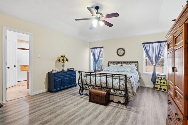 685 Cardinal Ridge Road, Burleson, TX 76028