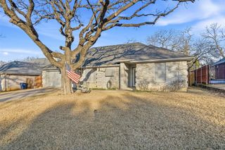 685 Cardinal Ridge Road, Burleson, TX 76028