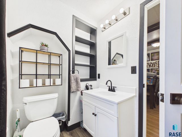 314 N Fairfax Ave Avenue, Sioux Falls, SD 57103