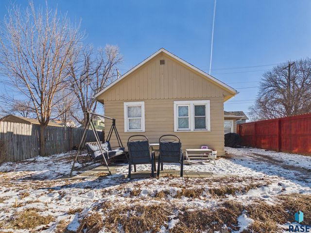 314 N Fairfax Ave Avenue, Sioux Falls, SD 57103