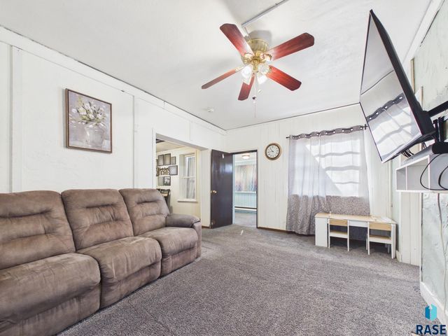 314 N Fairfax Ave Avenue, Sioux Falls, SD 57103