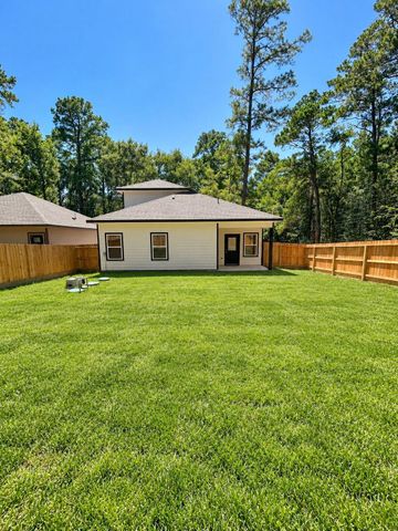 15634 Holly Drive, Montgomery, TX 77356