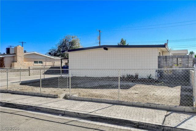 4999 Meredith Avenue, Las Vegas, NV 89121
