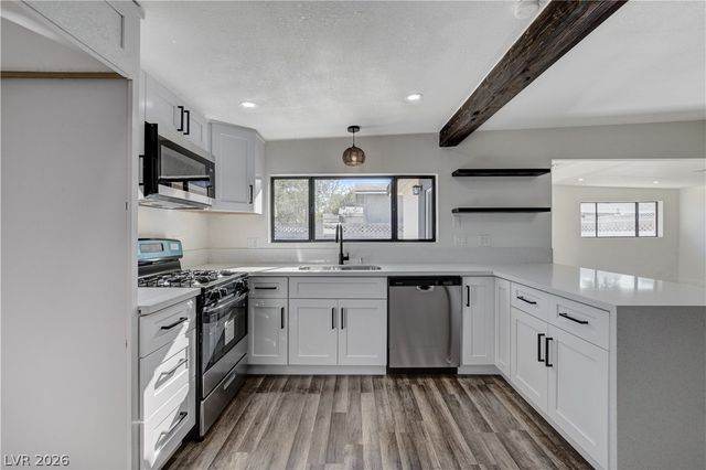 4999 Meredith Avenue, Las Vegas, NV 89121