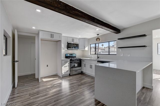 4999 Meredith Avenue, Las Vegas, NV 89121