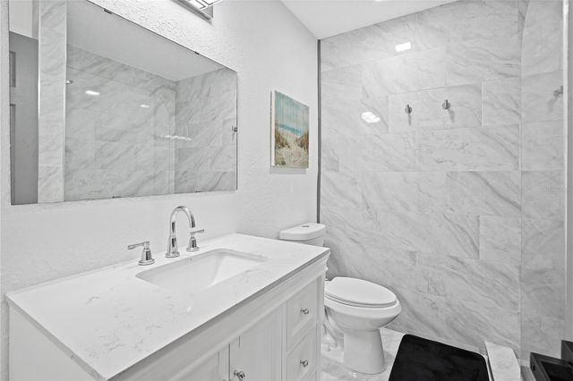 166 BAYSIDE DRIVE, Clearwater Beach, FL 33767