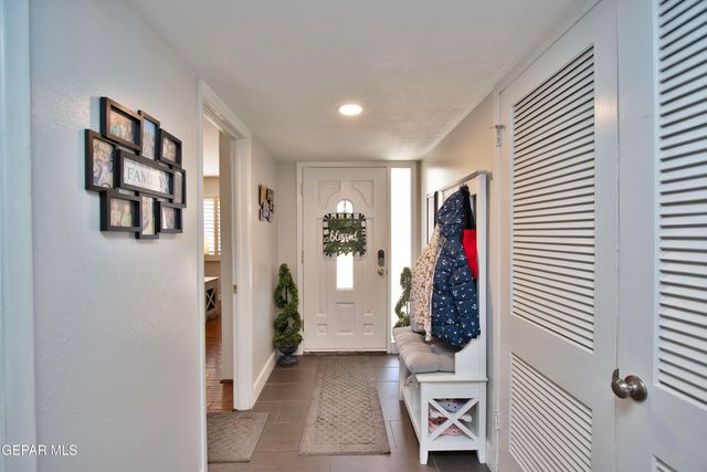 427 Castile Avenue, El Paso, TX 79912