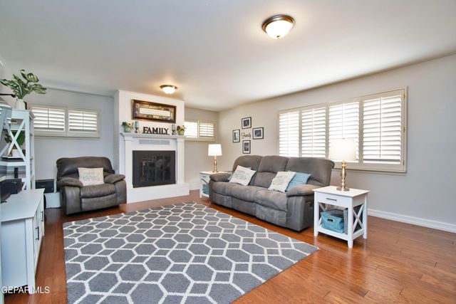 427 Castile Avenue, El Paso, TX 79912