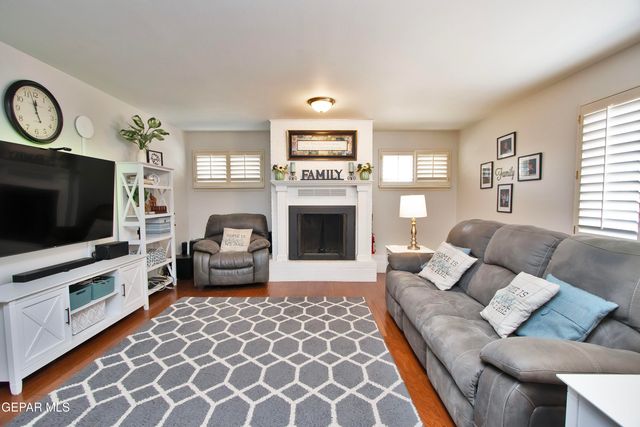 427 Castile Avenue, El Paso, TX 79912