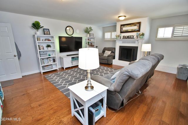 427 Castile Avenue, El Paso, TX 79912