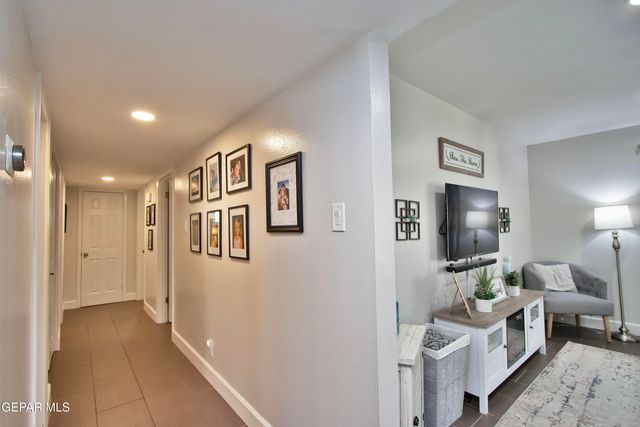 427 Castile Avenue, El Paso, TX 79912