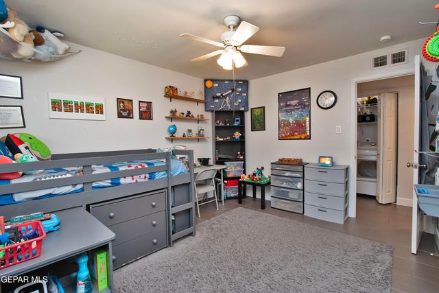 427 Castile Avenue, El Paso, TX 79912