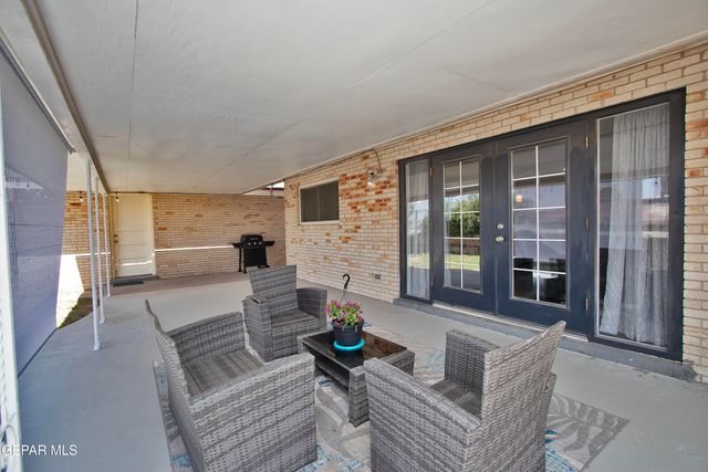 427 Castile Avenue, El Paso, TX 79912