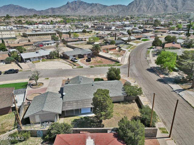 427 Castile Avenue, El Paso, TX 79912