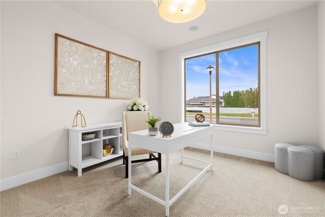 1632 Lockridge Loop E, Enumclaw, WA 98022