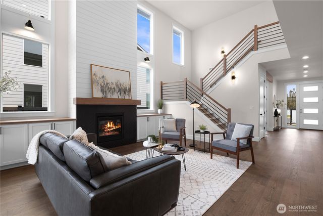 1632 Lockridge Loop E, Enumclaw, WA 98022