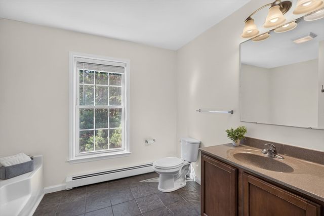 8 Leeward Passage, Truro, MA 02666