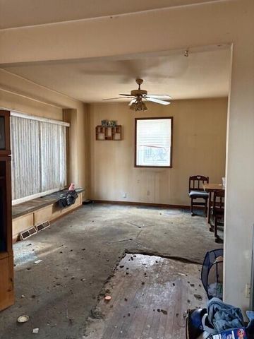 1811 New York Avenue, Whiting, IN 46394