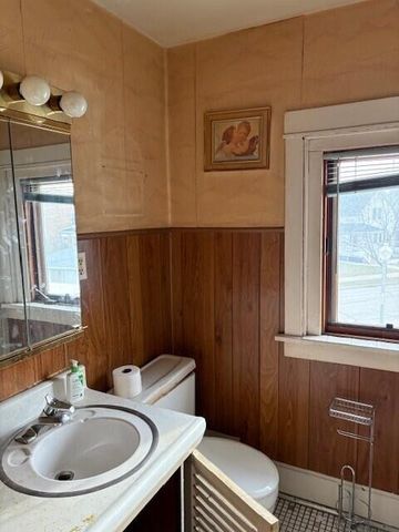 1811 New York Avenue, Whiting, IN 46394