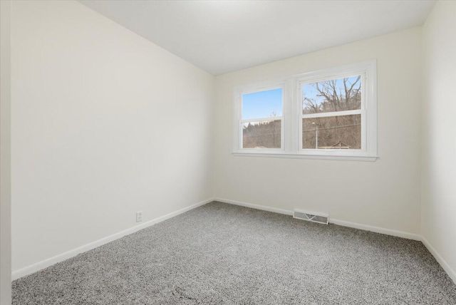 725 LORI Lane, Council Bluffs, IA 51503