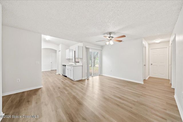 430 Almansa Street NE, Palm Bay, FL 32907