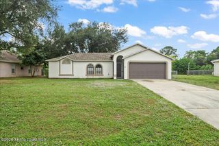 430 Almansa Street NE, Palm Bay, FL 32907