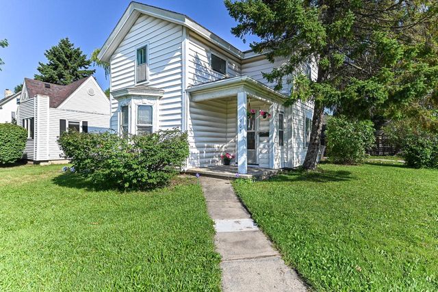 903 Marshall STREET, Lake Geneva, WI 53147