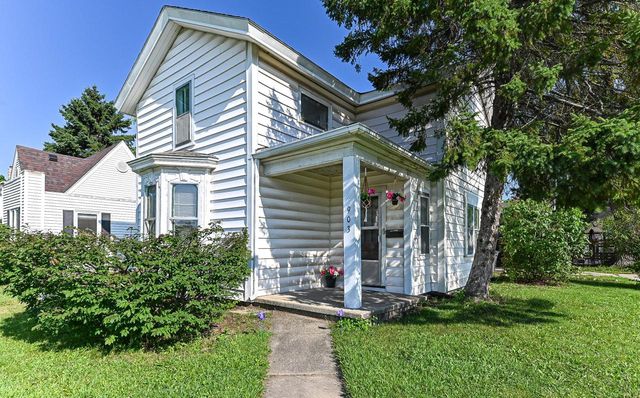 903 Marshall STREET, Lake Geneva, WI 53147
