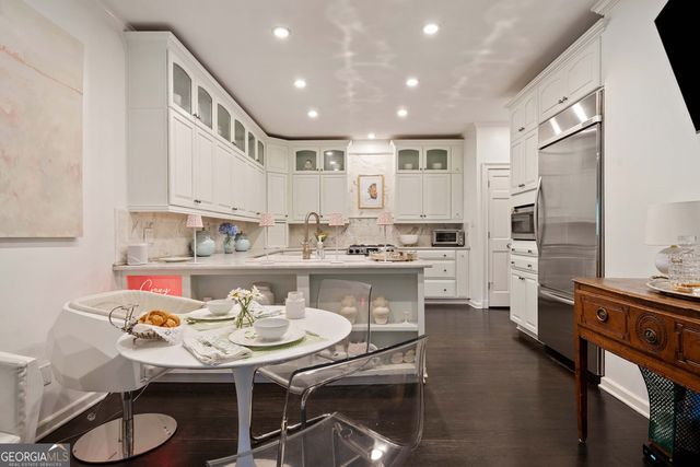 2525 Peachtree Road NE 25, Atlanta, GA 30305