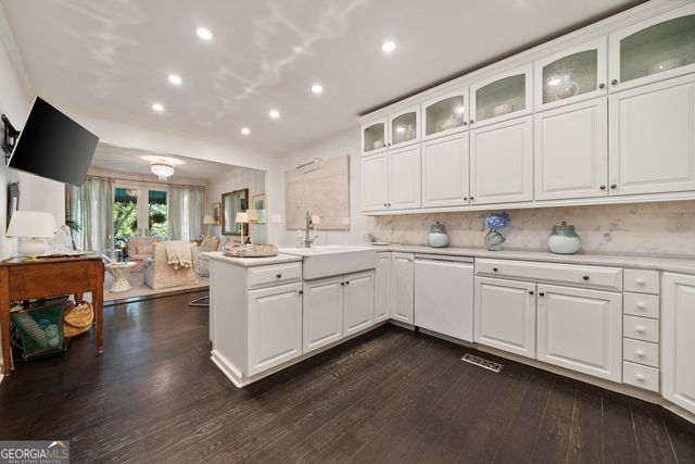 2525 Peachtree Road NE 25, Atlanta, GA 30305